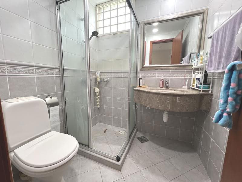 Parc Palais, 53 Hume Avenue, Clementi Park / Upper Bukit Timah, 3 Bedrooms, 1,238 sqft, Condominium For Sale, by Paul Lee (Lee Hao Wei Howei) 李豪威, 500267560 - Bathroom - PropertyGuru.com.sg