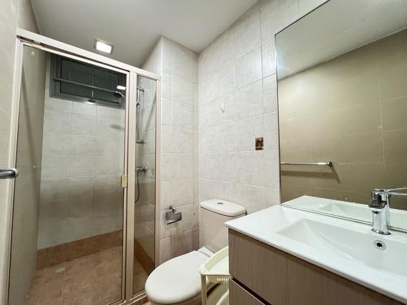 Rafflesia Condo, 31 Bishan Street 21, Ang Mo Kio / Bishan / Thomson, 3 Bedrooms, 1,216 sqft, Condominium For Rent, by Pau Chua, 500267565 - Bathroom - PropertyGuru.com.sg