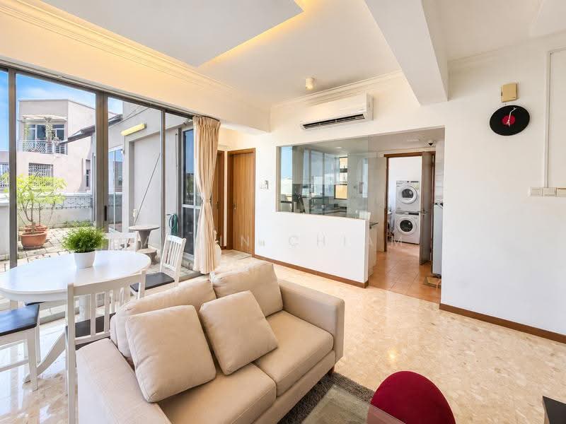 The Florida, 78 Hougang Avenue 7, Hougang / Punggol / Sengkang, Room Rental, 150 sqft, Condominium For Rent, by Alvin Chiam, 500267570 - Living Room - PropertyGuru.com.sg
