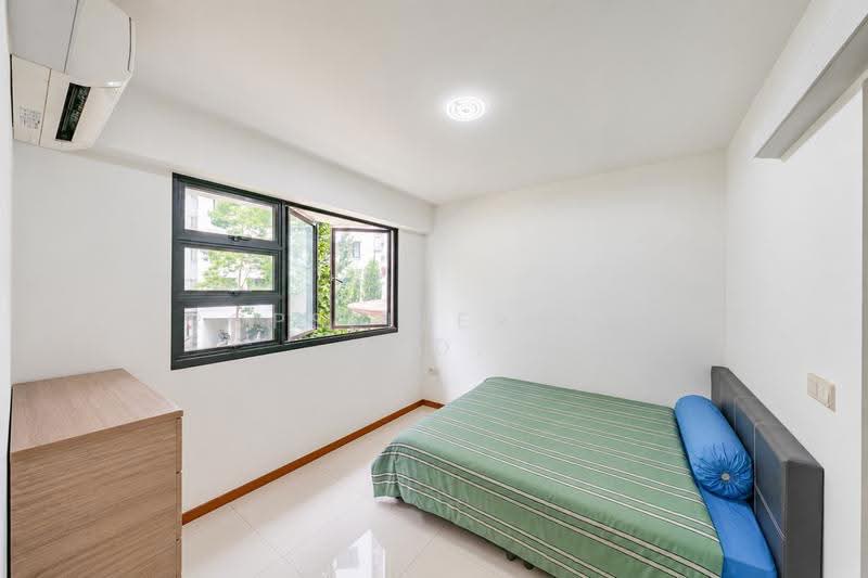 462D Blossom Spring @ Yishun, 462D Yishun Avenue 6, Sembawang / Yishun, 1 Bedroom, 409 sqft, HDB Flat For Sale, by KOH YONG JIAN, 500267587 - Bedroom - PropertyGuru.com.sg