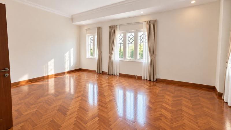 Yio Chu Kang Rd/ Parry Green/ Chuan Hoe Ave/ Limbok, Hougang / Punggol / Sengkang, 5 Bedrooms, 3,300 sqft, Corner Terrace For Sale, by Sherry Yeo, 500267599 - Interior - PropertyGuru.com.sg