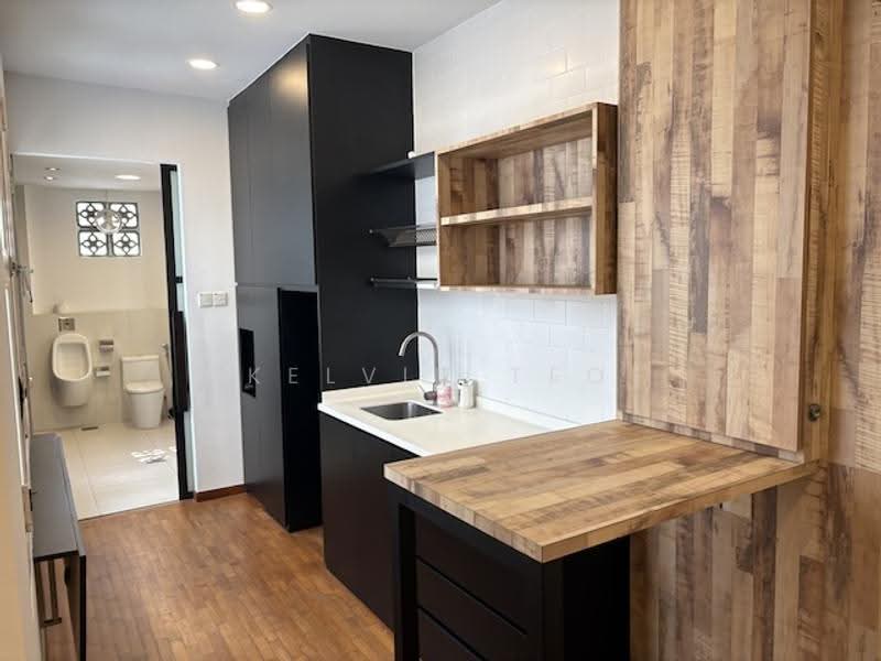 Tanjong Pagar, Shophouse Fitted Office, Chinatown / Tanjong Pagar, 1,700 sqft, Office For Rent, by Kelvin Teo, 500267602 - Kitchen - CommercialGuru.com.sg