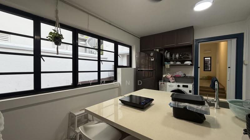 72 Seng Poh Road, 72 Seng Poh Road, Alexandra / Commonwealth, 3 Bedrooms, 945 sqft, HDB Flat For Sale, by Raymond Ho, 500267612 - Kitchen - PropertyGuru.com.sg