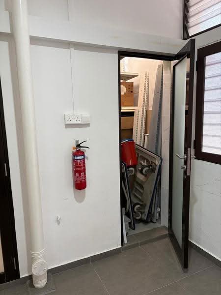 Clementi Shopping Centre, 354 Clementi Avenue 2, Buona Vista / West Coast / Clementi New Town, 1,615 sqft, Other Retail For Sale, by Jenny Lum, 500267617 - CommercialGuru.com.sg