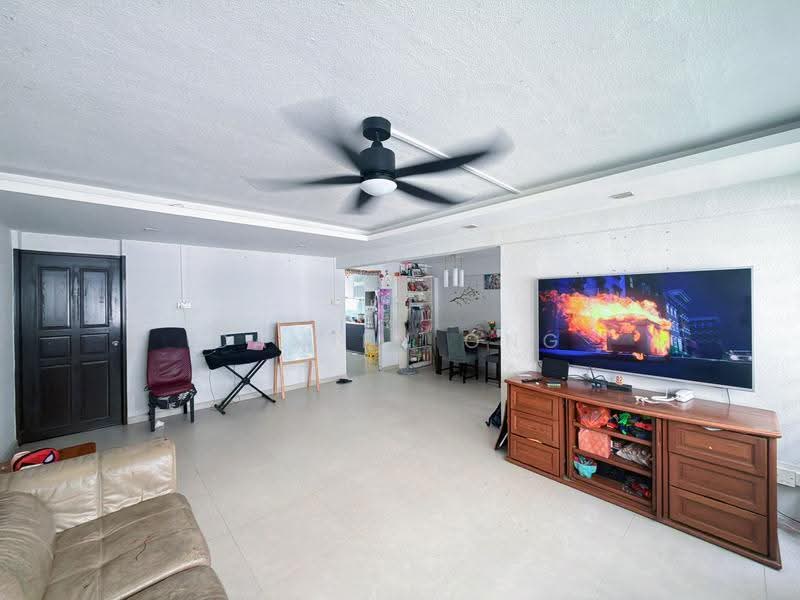 143 Serangoon North Avenue 1, 143 Serangoon North Avenue 1, Hougang / Punggol / Sengkang, 3 Bedrooms, 1,313 sqft, HDB Flat For Rent, by Damien Ong, 500267639 - Living Room - PropertyGuru.com.sg
