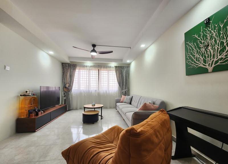 246 Bangkit Road, 246 Bangkit Road, Dairy Farm / Bukit Panjang / Choa Chu Kang, 3 Bedrooms, 1,313 sqft, HDB Flat For Sale, by Dennis Ong, 500267651 - Living Room - PropertyGuru.com.sg