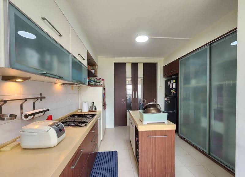246 Bangkit Road, 246 Bangkit Road, Dairy Farm / Bukit Panjang / Choa Chu Kang, 3 Bedrooms, 1,313 sqft, HDB Flat For Sale, by Dennis Ong, 500267651 - Kitchen - PropertyGuru.com.sg