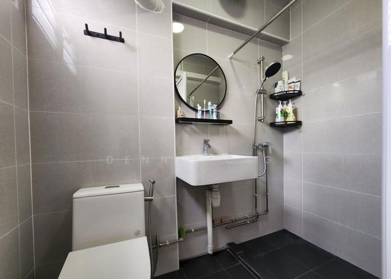 246 Bangkit Road, 246 Bangkit Road, Dairy Farm / Bukit Panjang / Choa Chu Kang, 3 Bedrooms, 1,313 sqft, HDB Flat For Sale, by Dennis Ong, 500267651 - Bathroom - PropertyGuru.com.sg
