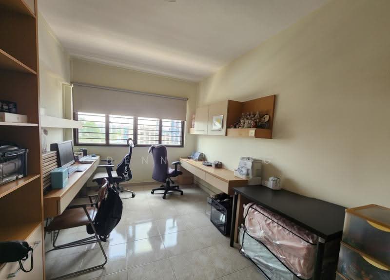 246 Bangkit Road, 246 Bangkit Road, Dairy Farm / Bukit Panjang / Choa Chu Kang, 3 Bedrooms, 1,313 sqft, HDB Flat For Sale, by Dennis Ong, 500267651 - Study - PropertyGuru.com.sg