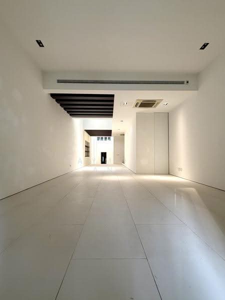 Cairnhill Road, Cairnhill Road 229703, Orchard / River Valley, 5 Bedrooms, 4,200 sqft, Conservation House For Rent, by Raymond Ang, 500267674 - PropertyGuru.com.sg