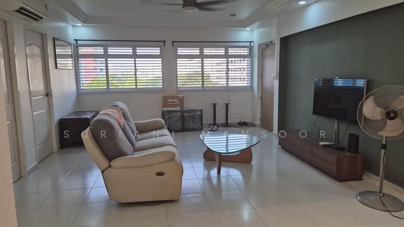836 Woodlands Street 83, 836 Woodlands Street 83, Admiralty / Woodlands, 3 Bedrooms, 1,302 sqft, HDB Flat For Rent, by Suriani Mansoor, 500267675 - Living Room - PropertyGuru.com.sg