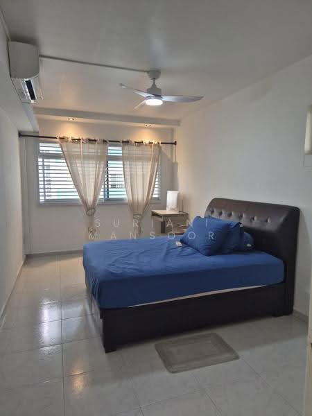 836 Woodlands Street 83, 836 Woodlands Street 83, Admiralty / Woodlands, 3 Bedrooms, 1,302 sqft, HDB Flat For Rent, by Suriani Mansoor, 500267675 - Bedroom - PropertyGuru.com.sg