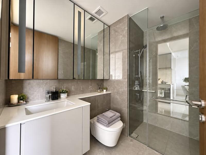 Grand Dunman, 10 Dunman Road, East Coast / Marine Parade, 1 Bedroom, 452 sqft, Condominium For Sale, by Chelsey Soh, 500267680 - Master Bathroom - PropertyGuru.com.sg