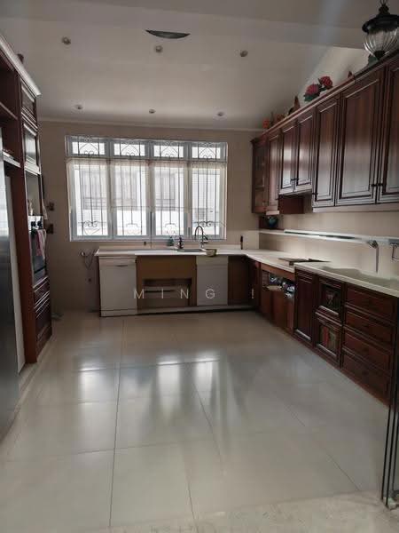 5mins MRT! NS Facing! Good Fengshui!, Eunos MRT, Eunos / Geylang / Paya Lebar, 5 Bedrooms, 2,800 sqft, Semi-Detached House For Sale, by Ming !, 500267681 - Kitchen - PropertyGuru.com.sg