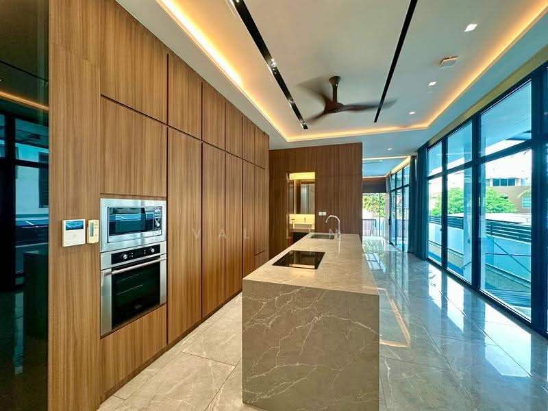 ★ GIANT ★ Semi-Detached at Seletar Hills Estate | Move-in Condition, Jalan Kelulut, Jalan Redop, Dedap Road, Seletar / Yio Chu Kang, 6 Bedrooms, 5,255 sqft, Semi-Detached House For Sale, by Val Lin, 500267687 - Kitchen - PropertyGuru.com.sg
