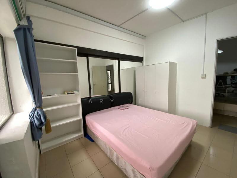 Teresa Ville, 1001 Lower Delta Road, Harbourfront / Telok Blangah, Room Rental, 200 sqft, Condominium For Rent, by Gary Lee, 500267692 - Bedroom - PropertyGuru.com.sg
