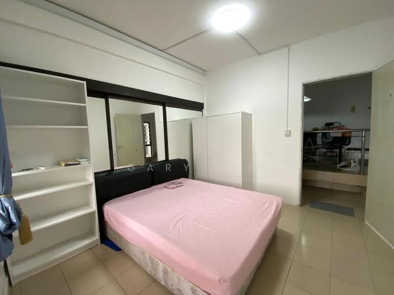 Teresa Ville, 1001 Lower Delta Road, Harbourfront / Telok Blangah, Room Rental, 200 sqft, Condominium For Rent, by Gary Lee, 500267692 - Bedroom - PropertyGuru.com.sg