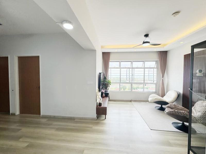 152A Bedok South Road, 152A Bedok South Road, Bedok / Upper East Coast, 3 Bedrooms, 1,001 sqft, HDB Flat For Sale, by Lewis Ho, 500267698 - Living Room - PropertyGuru.com.sg