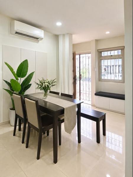 504 Choa Chu Kang Street 51, 504 Choa Chu Kang Street 51, Dairy Farm / Bukit Panjang / Choa Chu Kang, 3 Bedrooms, 1,141 sqft, HDB Flat For Sale, by Amy Tan, 500267699 - Dining Room - PropertyGuru.com.sg
