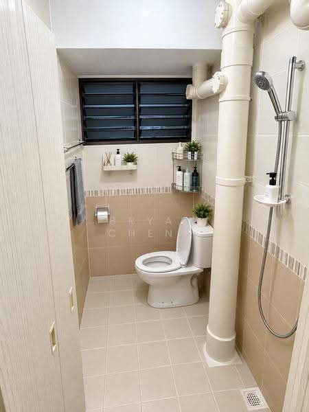 604 Ang Mo Kio Avenue 5, 604 Ang Mo Kio Avenue 5, Ang Mo Kio / Bishan / Thomson, Room Rental, 120 sqft, HDB Flat For Rent, by Bryan Cheng, 500267707 - Bathroom - PropertyGuru.com.sg