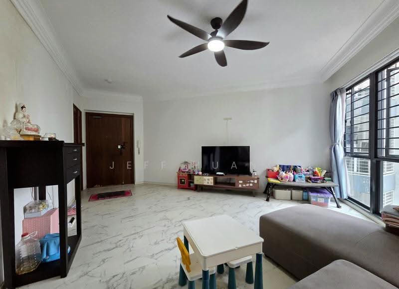 Regentville, 12 Hougang Street 92, Hougang / Punggol / Sengkang, 3 Bedrooms, 1,076 sqft, Condominium For Sale, by Jeff Huang, 500267717 - Living Room - PropertyGuru.com.sg