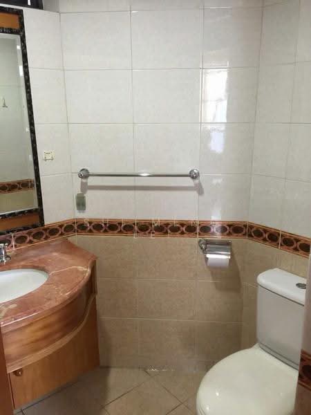 Glendale Park, 21 Hillview Avenue, Dairy Farm / Bukit Panjang / Choa Chu Kang, 3 Bedrooms, 1,410 sqft, Condominium For Rent, by Shi Meng Lei, 500267718 - Bathroom - PropertyGuru.com.sg