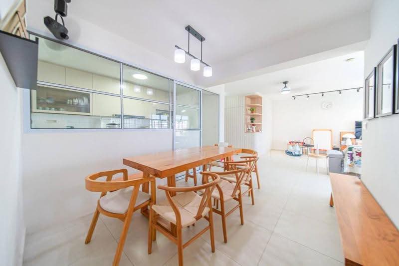 152C Bedok South Road, 152C Bedok South Road, Bedok / Upper East Coast, 3 Bedrooms, 1,216 sqft, HDB Flat For Sale, by KOH SI KAI, 500267724 - Dining Room - PropertyGuru.com.sg