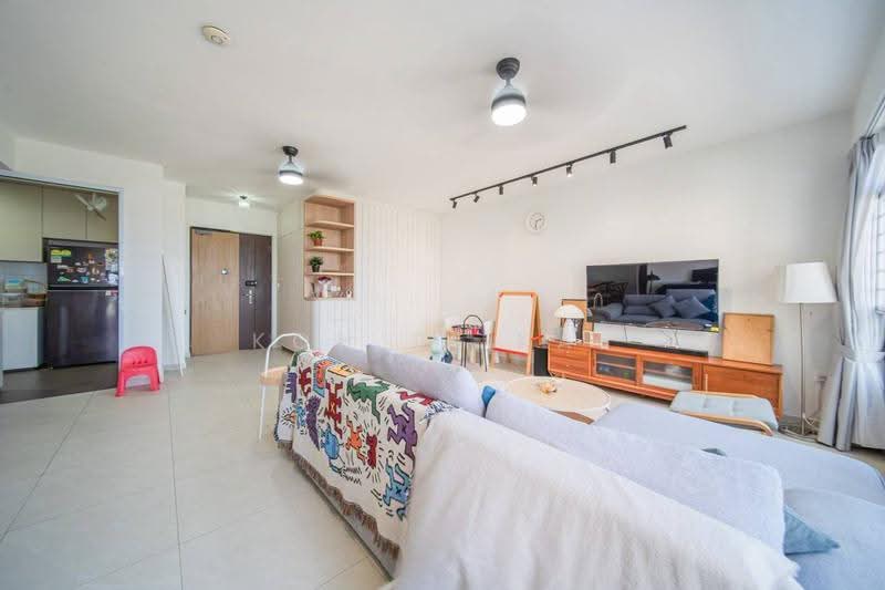 152C Bedok South Road, 152C Bedok South Road, Bedok / Upper East Coast, 3 Bedrooms, 1,216 sqft, HDB Flat For Sale, by KOH SI KAI, 500267724 - Living Room - PropertyGuru.com.sg