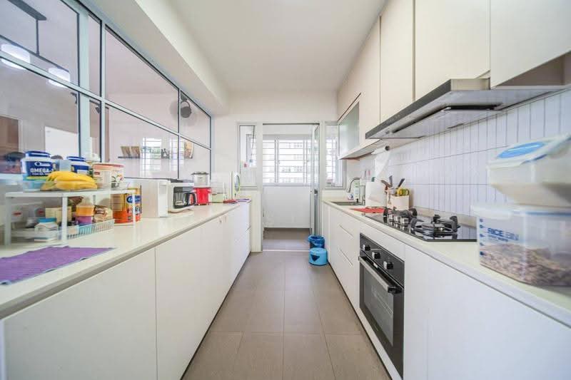 152C Bedok South Road, 152C Bedok South Road, Bedok / Upper East Coast, 3 Bedrooms, 1,216 sqft, HDB Flat For Sale, by KOH SI KAI, 500267724 - Kitchen - PropertyGuru.com.sg