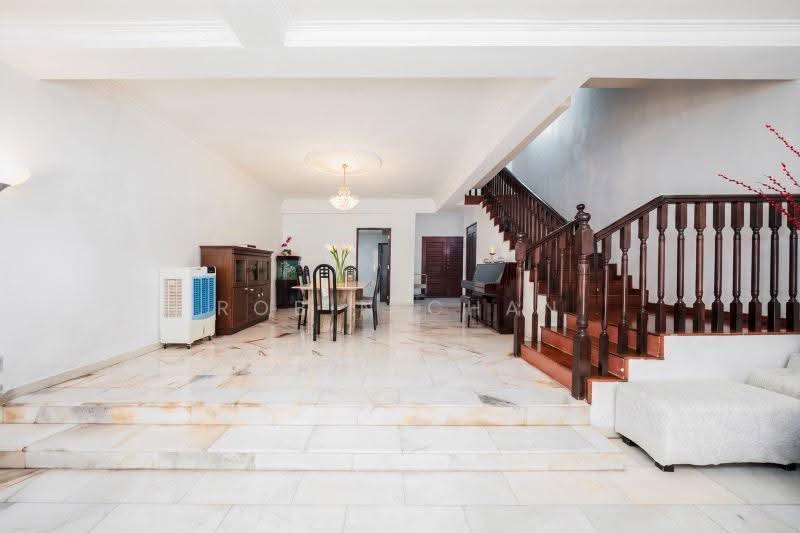 D15, D16 Rare Freehold landed, 36B, Eunos / Geylang / Paya Lebar, 5 Bedrooms, 3,800 sqft, Corner Terrace For Sale, by Robin Chan, 500267725 - PropertyGuru.com.sg