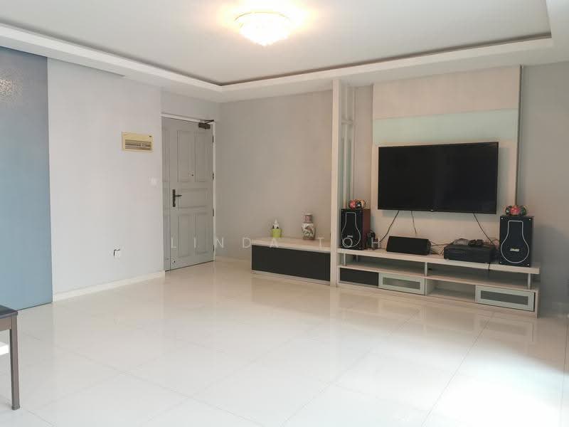 3C Upper Boon Keng Road, 3C Upper Boon Keng Road, Eunos / Geylang / Paya Lebar, 3 Bedrooms, 969 sqft, HDB Flat For Sale, by Linda Toh, 500267730 - Living Room - PropertyGuru.com.sg