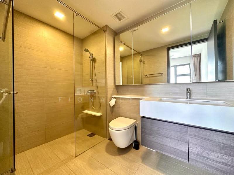 RiverTrees Residences, 27 Fernvale Close, Seletar / Yio Chu Kang, 2 Bedrooms, 732 sqft, Condominium For Rent, by Fiona Leong, 500267733 - Bathroom - PropertyGuru.com.sg