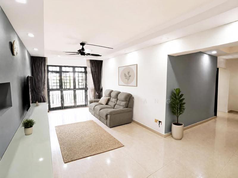 181 Yung Sheng Road, 181 Yung Sheng Road, Boon Lay / Jurong / Tuas, 3 Bedrooms, 1,248 sqft, HDB Flat For Sale, by Adrian Yang, 500267734 - Living Room - PropertyGuru.com.sg