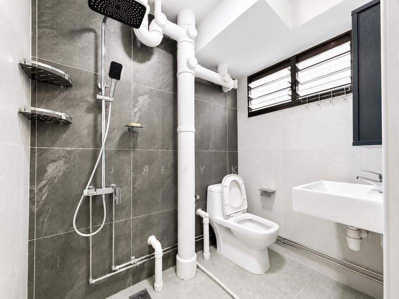 Treasure at Tampines, 11 Tampines Lane, Pasir Ris / Tampines, 1 Bedroom, 463 sqft, Condominium For Sale, by Jeremy Koh, 500267735 - Bathroom - PropertyGuru.com.sg