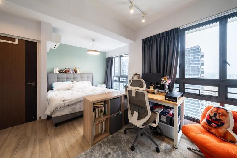 94 Dawson Road, 94 Dawson Road, Alexandra / Commonwealth, 3 Bedrooms, 893 sqft, HDB Flat For Sale, by Cynthia Tan, 500267739 - Adjoined Ensuite Master with Large Study - PropertyGuru.com.sg
