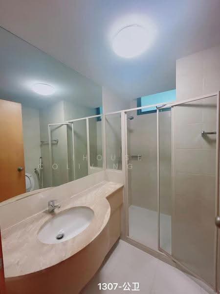 Blue Horizon, 21 West Coast Crescent, Buona Vista / West Coast / Clementi New Town, Room Rental, 100 sqft, Condominium For Rent, by ling, 500267755 - Bathroom - PropertyGuru.com.sg