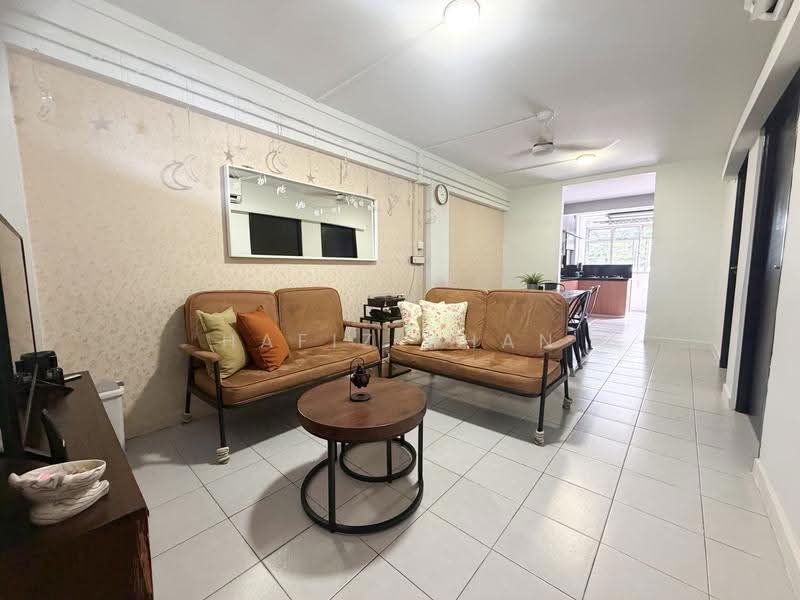 176 Boon Lay Drive, 176 Boon Lay Drive, Boon Lay / Jurong / Tuas, 2 Bedrooms, 635 sqft, HDB Flat For Sale, by Hafiz Khan, 500267762 - Living Room - PropertyGuru.com.sg