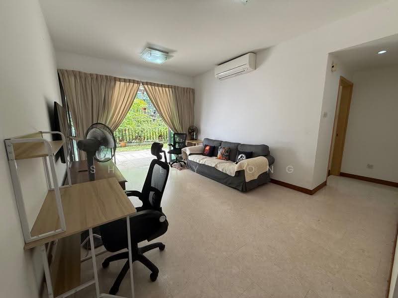 Lakeholmz, 82 Corporation Road, Boon Lay / Jurong / Tuas, 2 Bedrooms, 1,593 sqft, Condominium For Rent, by Shirley Wong, 500267765 - Living Room - PropertyGuru.com.sg