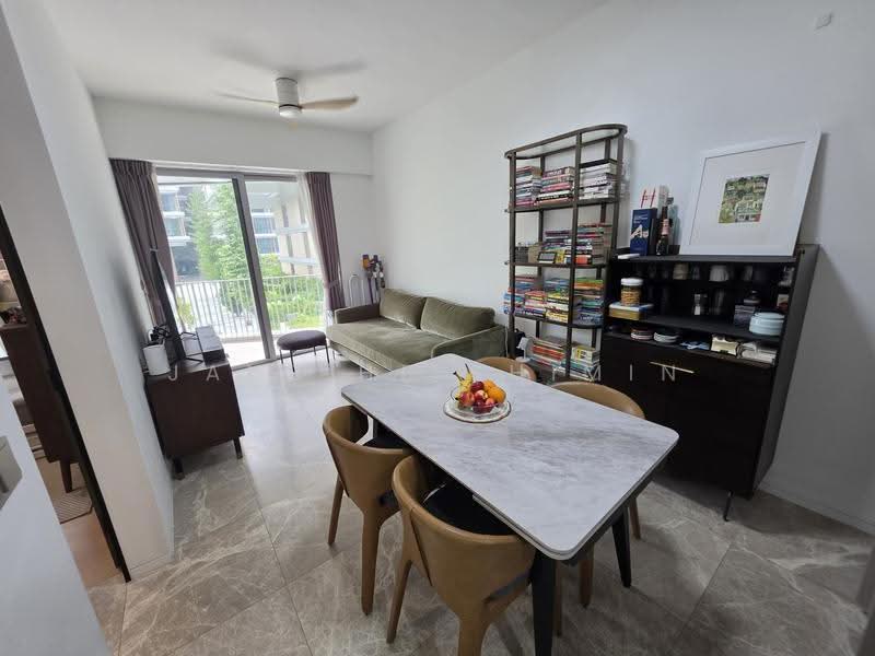 The Reef at King's Dock, 6 Harbourfront Avenue, Harbourfront / Telok Blangah, 2 Bedrooms, 753 sqft, Condominium For Rent, by Jane He Shimin, 500267766 - Living Room - PropertyGuru.com.sg