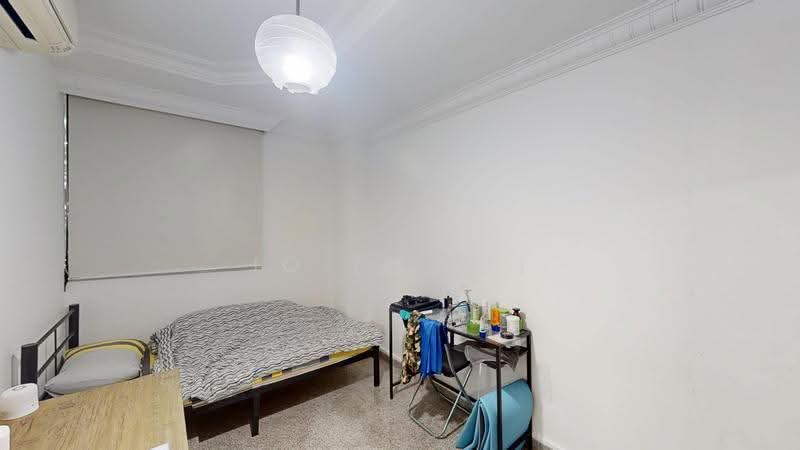 Blossom Mansions, 5 Lorong 37 Geylang, Eunos / Geylang / Paya Lebar, 6 Bedrooms, 1,001 sqft, Condominium For Sale, by Jo (陳凯雯), 500267771 - Bedroom - PropertyGuru.com.sg