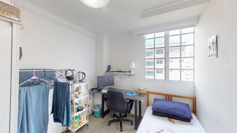 Blossom Mansions, 5 Lorong 37 Geylang, Eunos / Geylang / Paya Lebar, 6 Bedrooms, 1,001 sqft, Condominium For Sale, by Jo (陳凯雯), 500267771 - Bedroom - PropertyGuru.com.sg