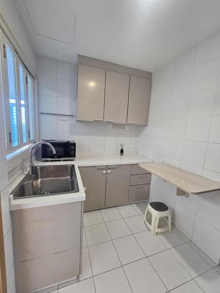 Starville, 68 Lengkong Tiga, Eunos / Geylang / Paya Lebar, 3 Bedrooms, 1,238 sqft, Condominium For Rent, by Janelle Ho, 500267778 - Kitchen - PropertyGuru.com.sg