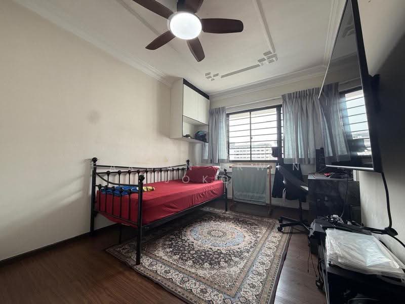 193 Pasir Ris Street 12, 193 Pasir Ris Street 12, Pasir Ris / Tampines, 3 Bedrooms, 1,356 sqft, HDB Flat For Sale, by Farhan Erwin Joko, 500267781 - Bedroom - PropertyGuru.com.sg
