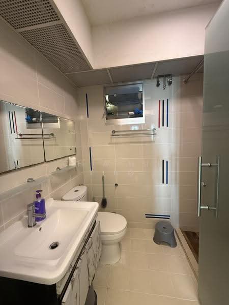 432B Yishun Avenue 1, 432B Yishun Avenue 1, Sembawang / Yishun, 3 Bedrooms, 1,206 sqft, HDB Flat For Sale, by Chia Hui Ting, 500267793 - Bathroom - PropertyGuru.com.sg