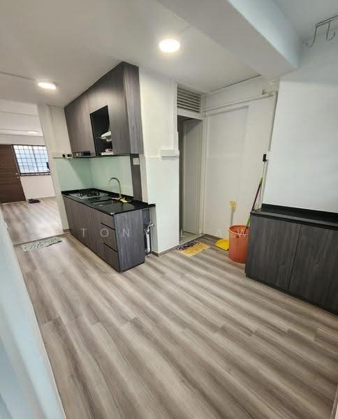 43 Bendemeer Road, 43 Bendemeer Road, Balestier / Toa Payoh, 2 Bedrooms, 678 sqft, HDB Flat For Rent, by Tony Liaw, 500267807 - Kitchen - PropertyGuru.com.sg
