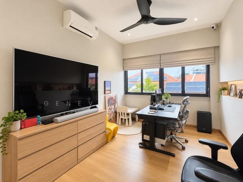 Highland Condominium, 99B Highland Road, Hougang / Punggol / Sengkang, 3 Bedrooms, 1,517 sqft, Condominium For Sale, by Genevieve Dong, 500267814 - PropertyGuru.com.sg
