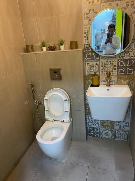 14 Clementi Road, Buona Vista / West Coast / Clementi New Town, 2,000 sqft, Food & Beverage For Rent, by Ong Poh Wei Lestin 王博威, 500267815 - Bathroom - CommercialGuru.com.sg