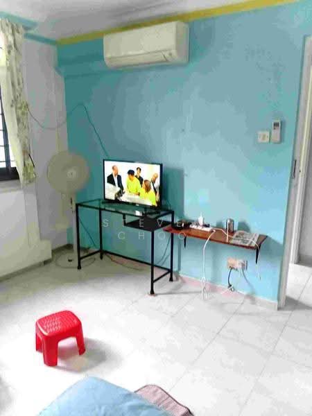 660 Choa Chu Kang Crescent, 660 Choa Chu Kang Crescent, Dairy Farm / Bukit Panjang / Choa Chu Kang, Room Rental, 130 sqft, HDB Flat For Rent, by Steven Choo, 500267821 - Living Room - PropertyGuru.com.sg