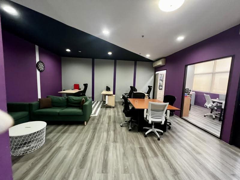 Wcega Tower, 21 Bukit Batok Crescent, Dairy Farm / Bukit Panjang / Choa Chu Kang, 969 sqft, Light Industrial (B1) For Sale, by Kal R, 500267830 - Interior - CommercialGuru.com.sg