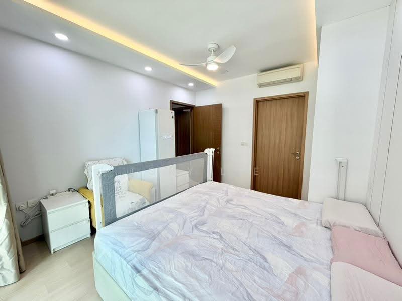 The Topiary, 13 Fernvale Lane, Seletar / Yio Chu Kang, 3 Bedrooms, 1,087 sqft, Condominium For Sale, by Tony Lee, 500267848 - Bedroom - PropertyGuru.com.sg